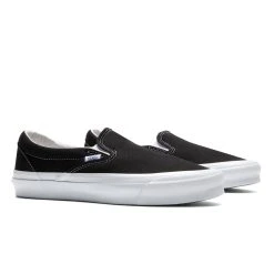 Vault By Vans OG CLASSIC SLIP-ON LX (SS20 CANVAS) -Salomon Shop 355b1c464c97b4ed3334088a2be815ca
