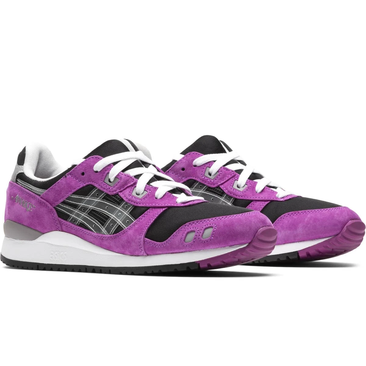 Asics X AWAKE NY GEL-LYTE III 4 Asics X AWAKE NY GEL-LYTE III - Image 2