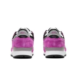 Asics X AWAKE NY GEL-LYTE III 8 Asics X AWAKE NY GEL-LYTE III -Salomon Shop AsicsGEL LYTEIIIAWAKEBLACKPINK81201A568.001 3