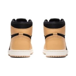 AIR JORDAN 1 RETRO HIGH OG HEIRLOOM -Salomon Shop JordanBrandAIRJORDAN1RETROHIGHOGHEIRLOOMVACHETTATANBLACK SAIL8555088 202 3