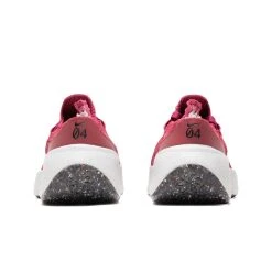 Nike SPACE HIPPIE 04 -Salomon Shop NikeSPACEHIPPIE04SWTBEETBLK TEAMRED PHTNDST8DA2725 600 3