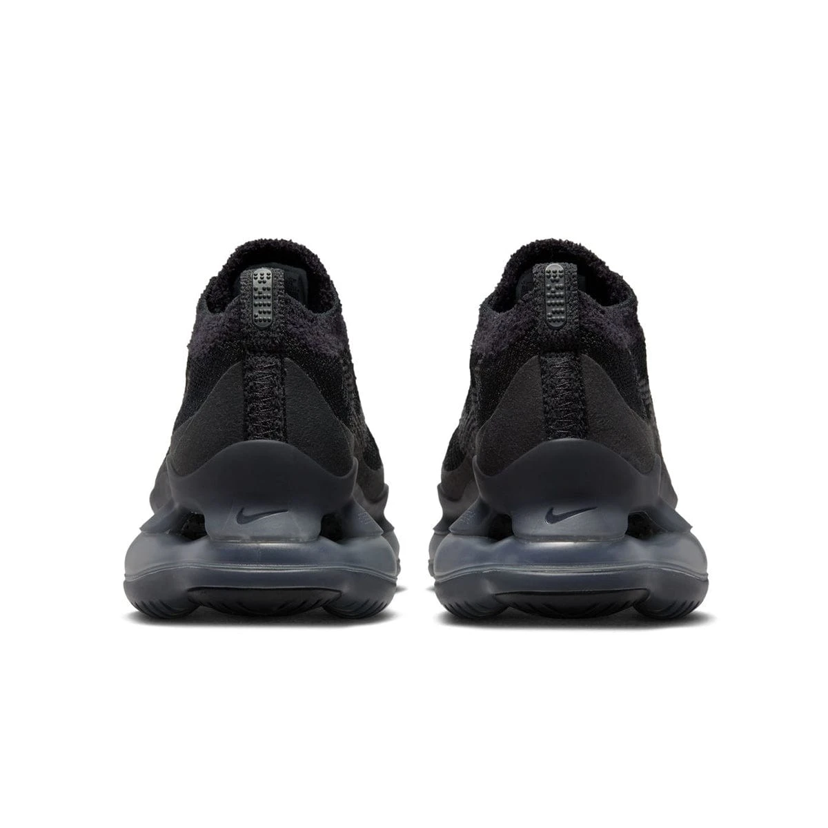 Nike WOMEN'S AIR MAX SCORPION FLYKNIT 5 Nike WOMEN'S AIR MAX SCORPION FLYKNIT - Image 3