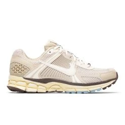 Nike WOMEN'S ZOOM VOMERO 5