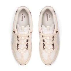 Nike X JACQUEMUS AIR HUMARA LX -Salomon Shop NikeXJACQUEMUSAIRHUMARALXLIGHTBONEGOLD SAIL8DR0420 001 4