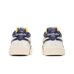 Reebok CLUB C REVENGE VINTAGE -Salomon Shop ReebokCLUBCREVENGEVINTAGECHALKALABASTERVECTORNAVY8GW7262 3